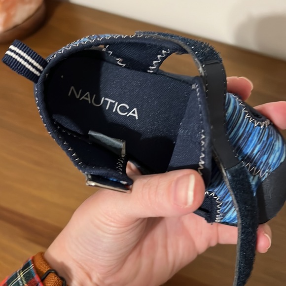 Gently Used Nautica Kids Water Shoe Closed-Toe Sport Sandal in Kettle Gulf Blue - Picture 6 of 14